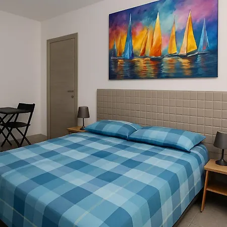 Oda ve Kahvaltı Affitti Brevi- Mediterraneo Crotone