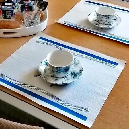 Oda ve Kahvaltı Affitti Brevi- Mediterraneo Crotone