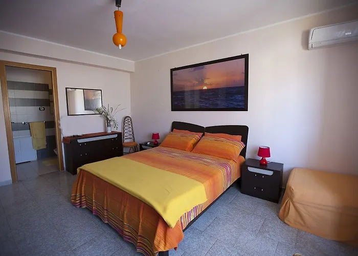 Affitti Brevi- Mediterraneo 3* Crotone